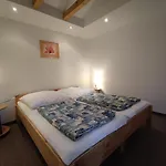 Кемпинг & Bungalowdorf Am Waldbad Erlau (St. Kilian)