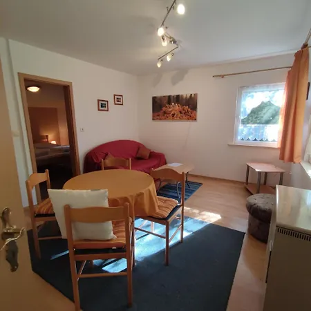 Campeggio & Bungalowdorf Am Waldbad Erlau (St. Kilian)