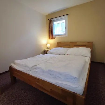 Camping & Bungalowdorf Am Waldbad