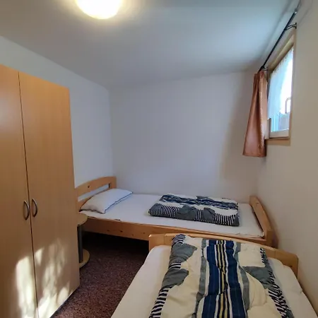 Camping & Bungalowdorf Am Waldbad