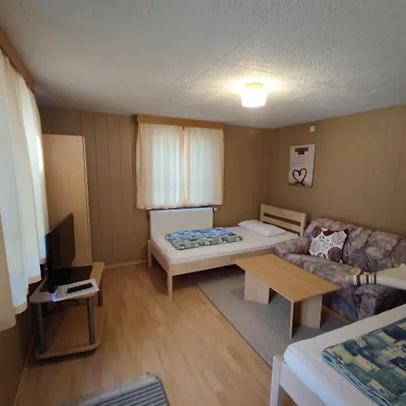 & Bungalowdorf Am Waldbad *