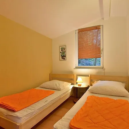 & Bungalowdorf Am Waldbad *