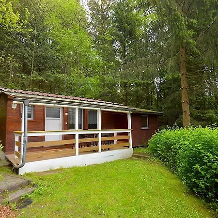 Campeggio & Bungalowdorf Am Waldbad Erlau (St. Kilian)