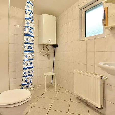 Camping & Bungalowdorf Am Waldbad Erlau (St. Kilian)
