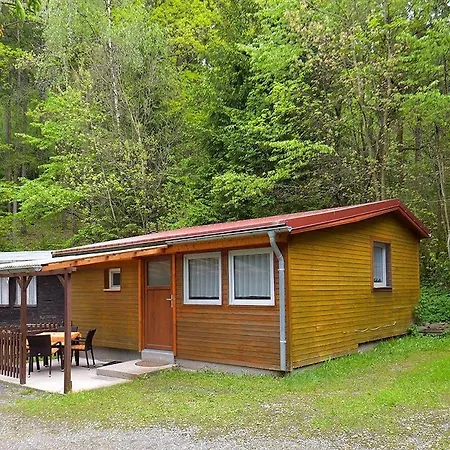 Campeggio & Bungalowdorf Am Waldbad *