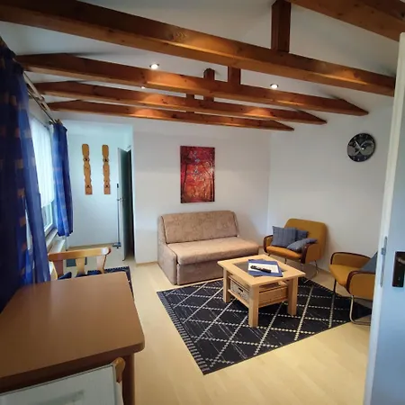& Bungalowdorf Am Waldbad * Erlau (St. Kilian)