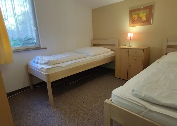 Campingplatz&bungalowdorf Am Waldbad Campingplatz *