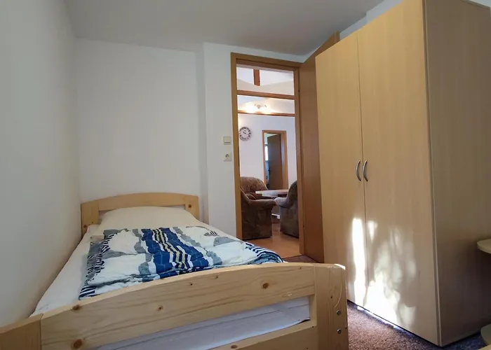 Campingplatz&bungalowdorf Am Waldbad Campingplatz *