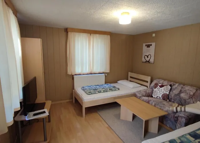 Campingplatz&bungalowdorf Am Waldbad *